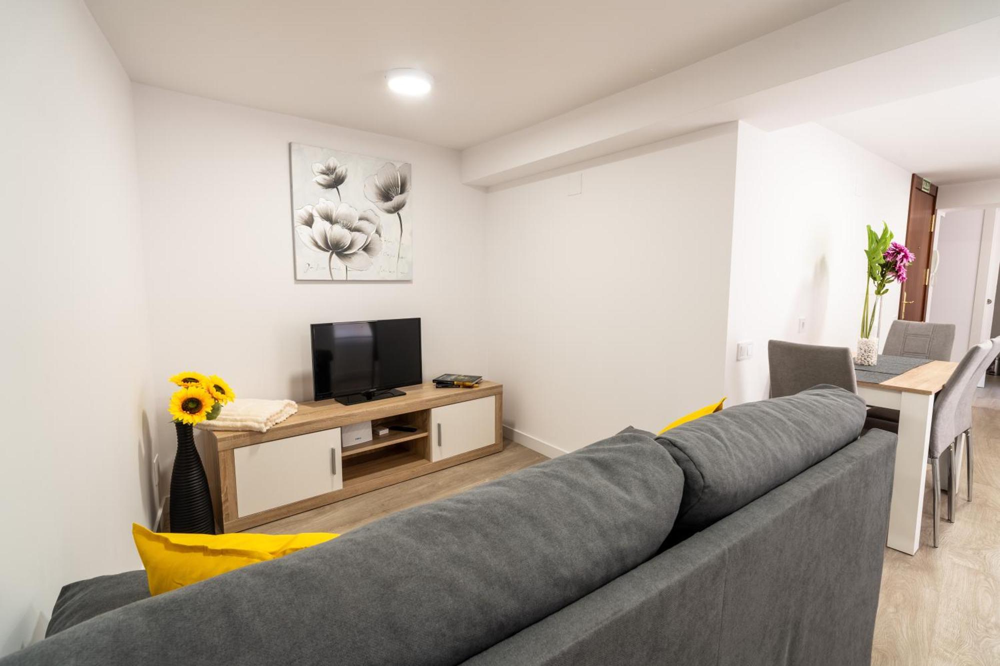 Piso Nuevo En El Centro De Apartamento Santander